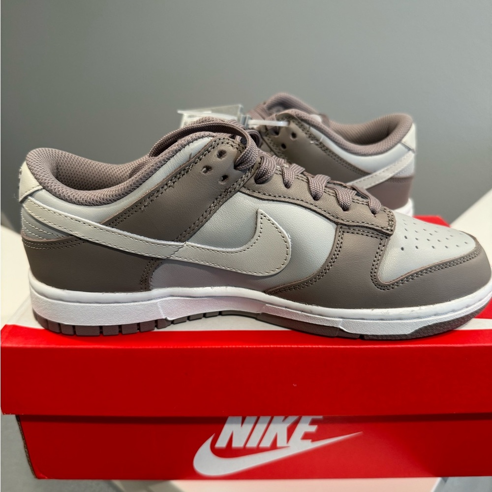 NEW Nike Women’s Low Dunks - Moon Fossil, Size 7
